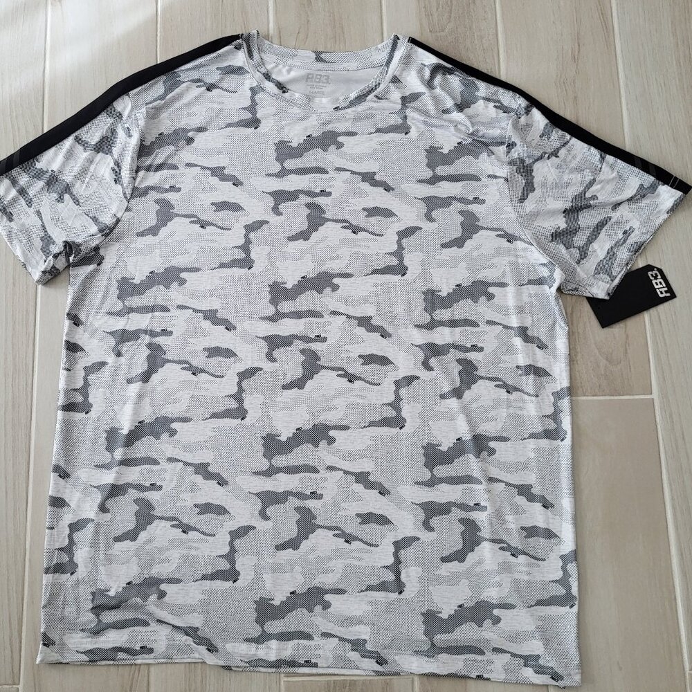 Men's XL Athletic UV Moisture wick Short sleeve Camo Tee Shirt Grey & Black
